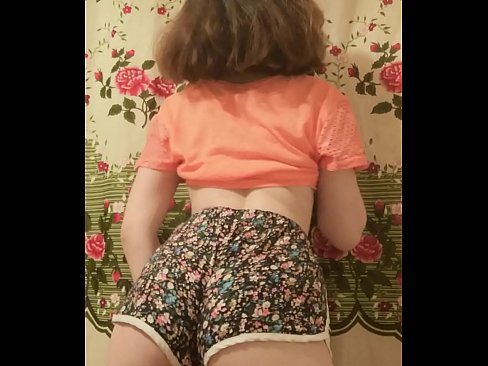 ❤️ Vogëlushja e re seksi duke zhveshur pantallonat e shkurtra në kamera ️❌ Porno në sq.dickies-shop.ru ❌